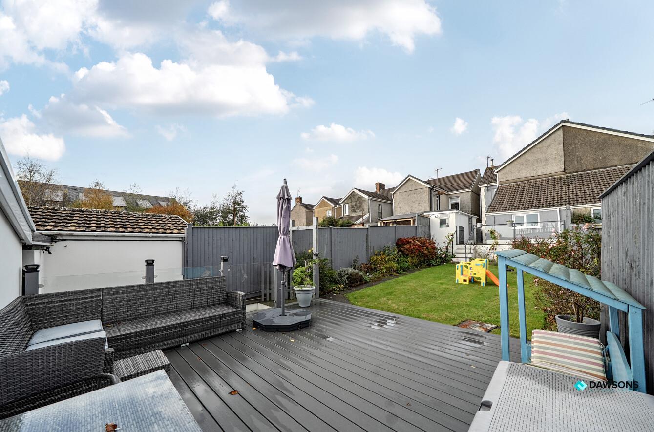 Llandafen Road, Llanelli, SA14 9BD